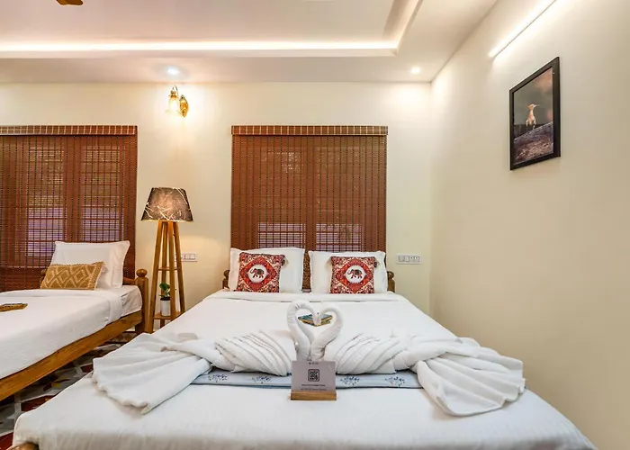 Alaya Stays Apr Pet-Friendly One-Room Suites With Swimming Pool